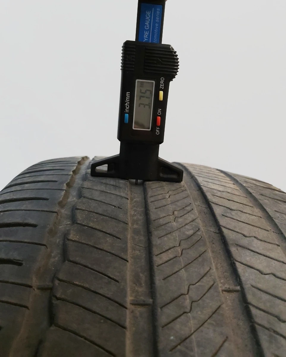 1 Шина 235/45ZR18 98Y MICHELIN PILOT SPORT 4 TO data 46/18 3,75 мм Tesla Model 3 1234251-00-A