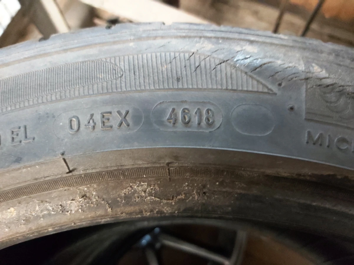 1 Шина 235/45ZR18 98Y MICHELIN PILOT SPORT 4 TO data 46/18 3,75 мм Tesla Model 3 1234251-00-A