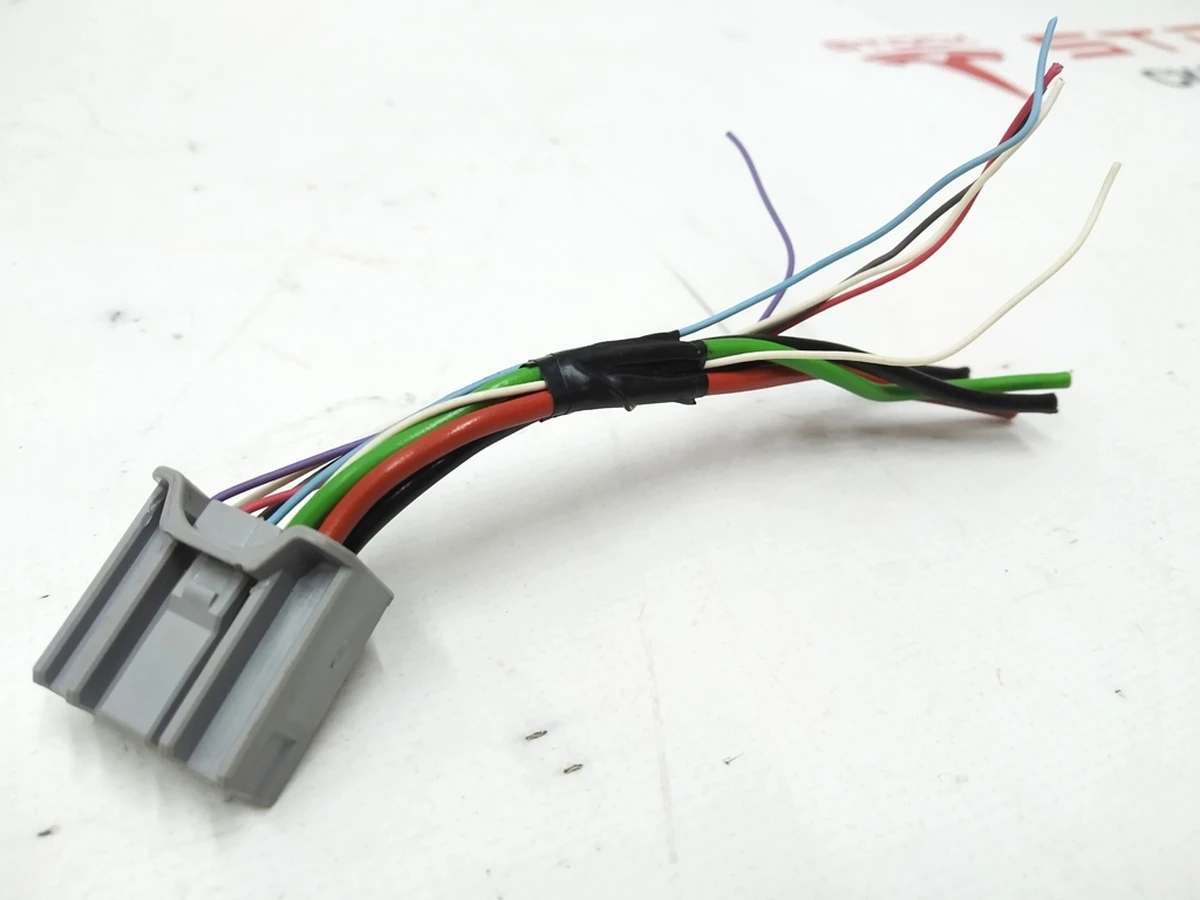 Power connector of the main control unit X170 CAN Tesla model 3 12737