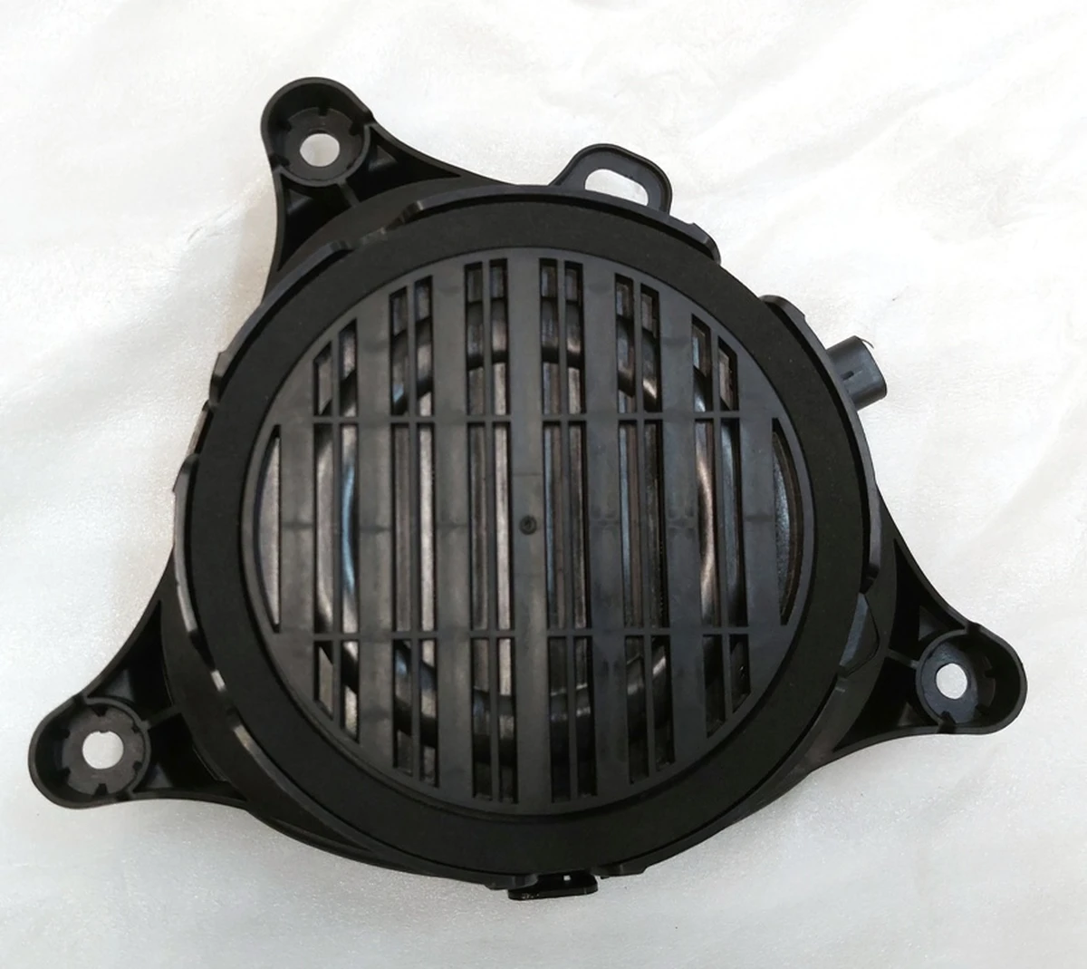 12 PEDESTRIAN WARNING SPEAKER 25W Tesla Model S Feb 2021, Model X Mar 2021, Model 3, Model 3 Jan 2024, Model Y 1299965-00-A