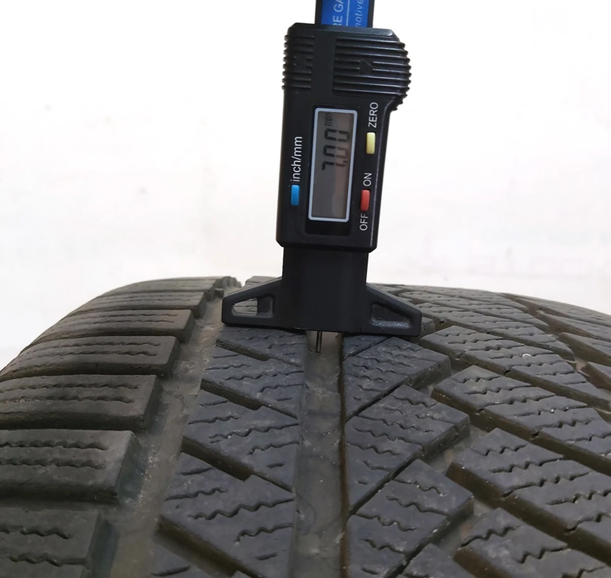 1 Шина 255/40R19 V XL CONTINENTAL WINTER CONTACT data 41/18 (7.00mm) Tesla Model S, Model S REST, Model S Feb 2021 1420241-00-B