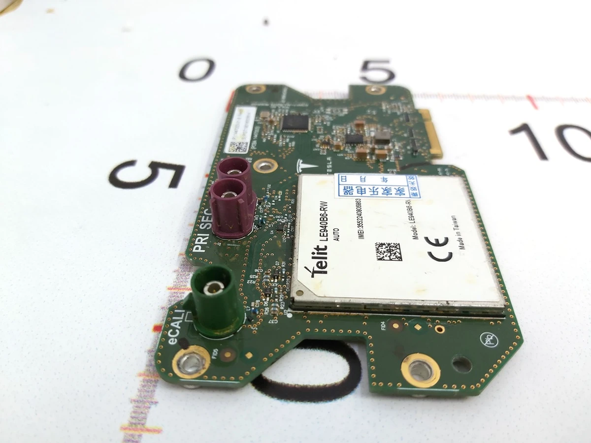 2 PCBA, LTE CONNECTIVITY, UBLOX GPS REV045 TELIT (INTEL) Tesla model S REST, model X, model 3, model Y 1521914-S1-B