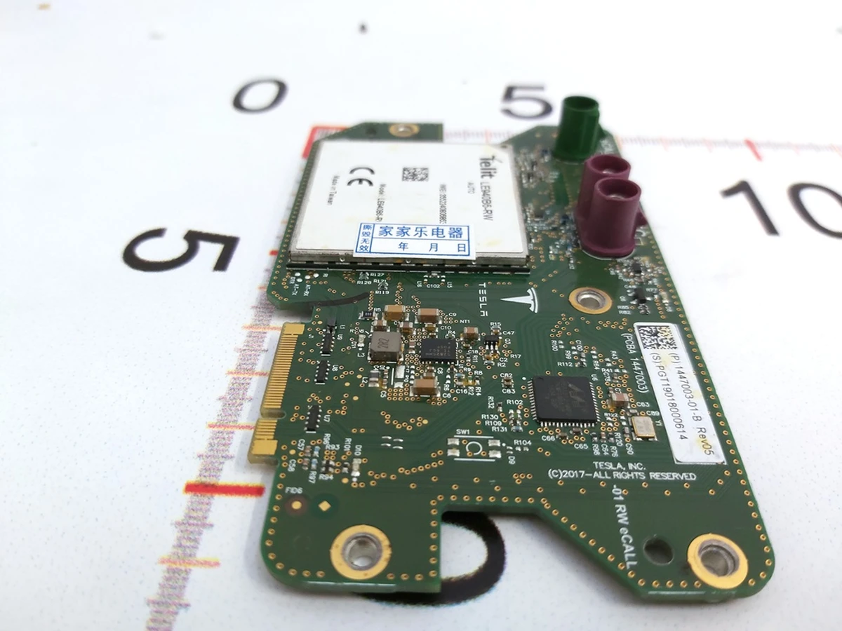 2 PCBA, LTE CONNECTIVITY, UBLOX GPS REV045 TELIT (INTEL) Tesla model S REST, model X, model 3, model Y 1521914-S1-B