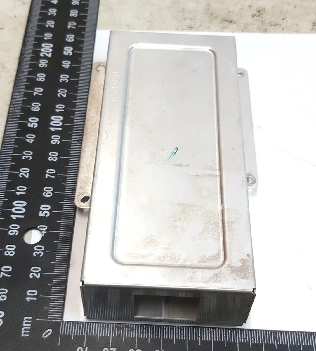 Направляюча потоку повітря охолодження плати центрального процесора MCU Tesla model S REST, model X 1451809-00-A