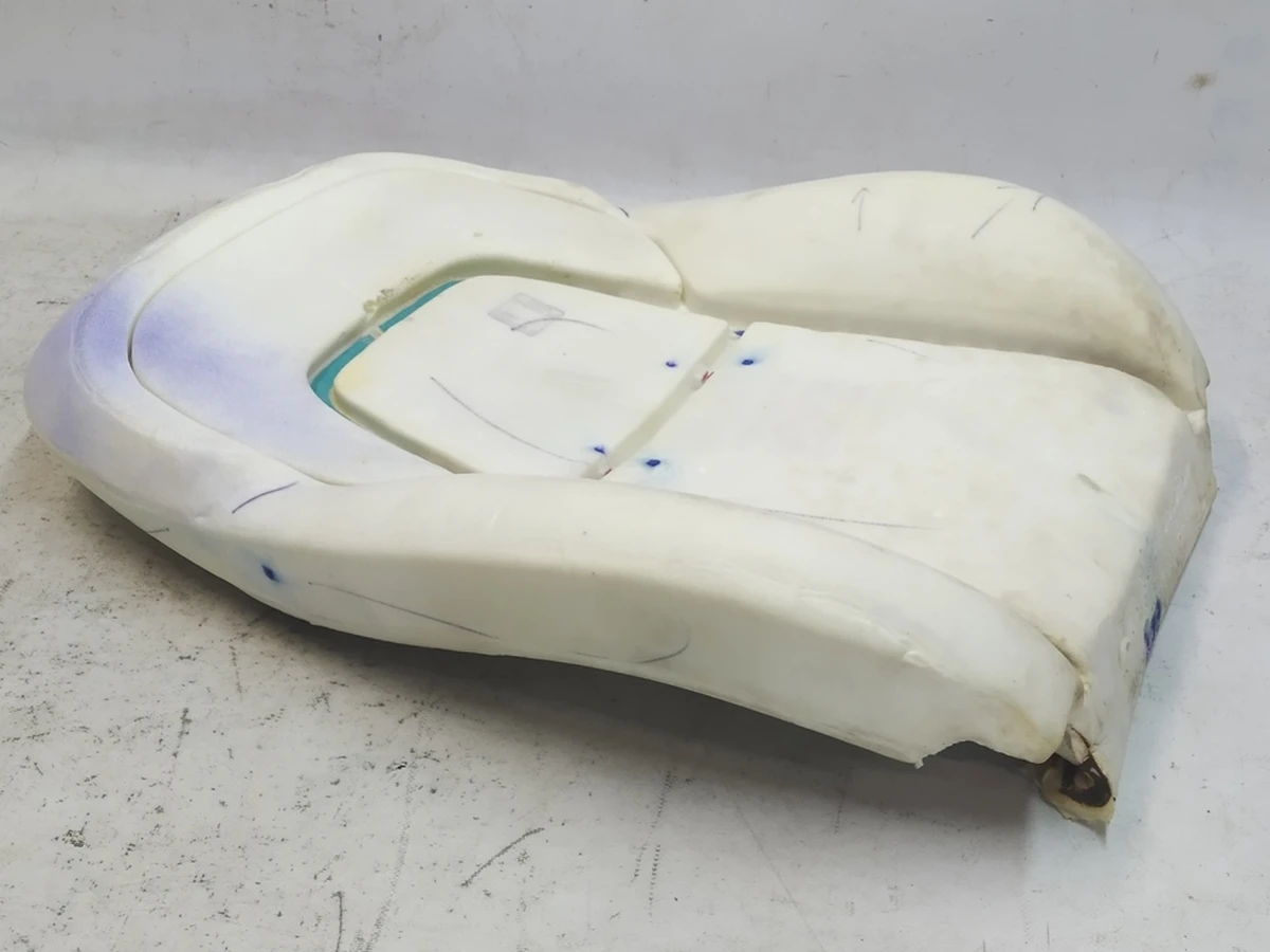 4 First row seatback foam pad assembly - left hand Tesla Model 3, Model Y 1450868-00-E, 1450868-00-F