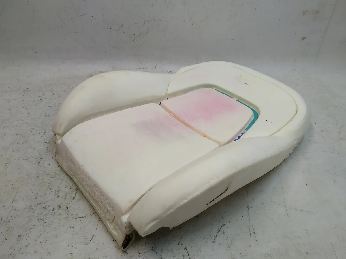 15 1ST ROW SEATBACK FOAM PAD ASSEMBLY - RIGHT HAND Tesla model 3, model Y 1920018-00-A