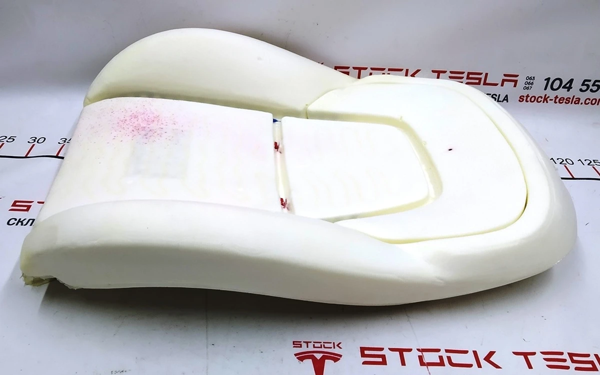 15 Пінний наповнювач спинки пасажирського сидіння (з пошкодженням) Tesla Model 3, Model Y 1920018-00-A