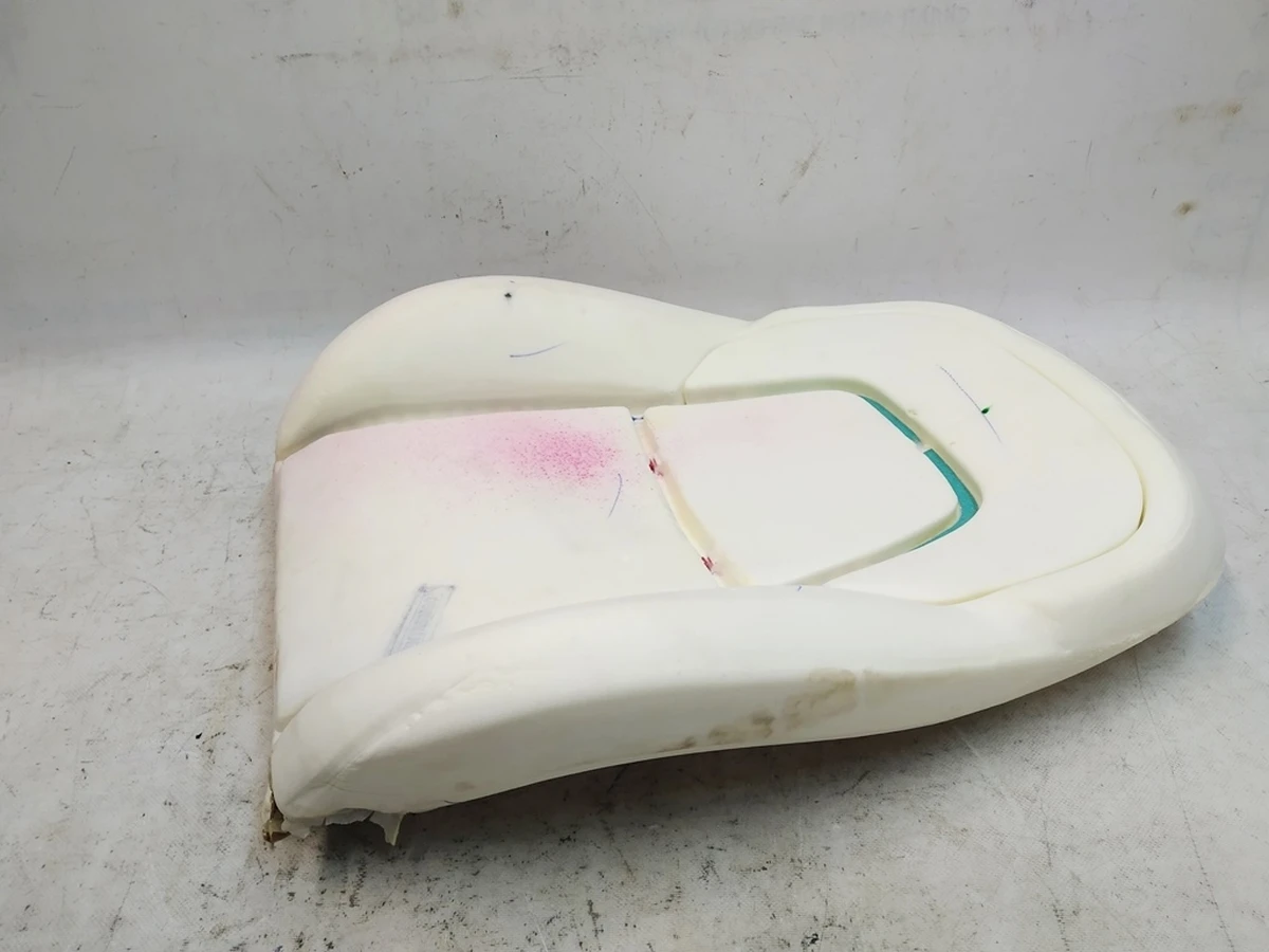 15 Пенный наполнитель спинки пассажирского сиденья Tesla Model 3, Model Y 1920018-00-A