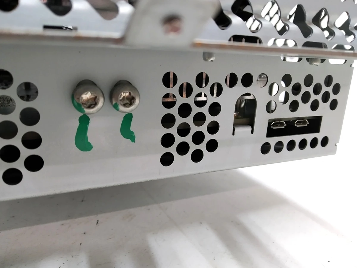 1 Главный блок управления (большой сенсорный экран MCU) INTEL без сертификата Tesla model S REST, model X 1451809-S0-H