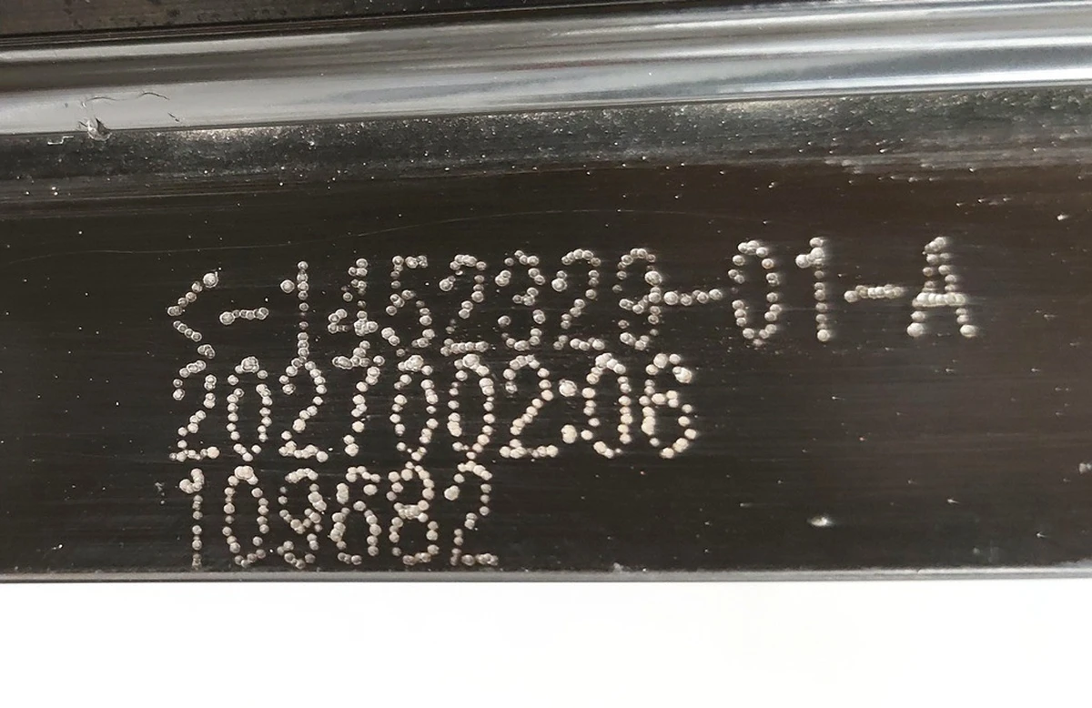 3 Кришка захисна кабелю високовольтного основного кабелю батареї тунельного Tesla model 3 1109001-00-F