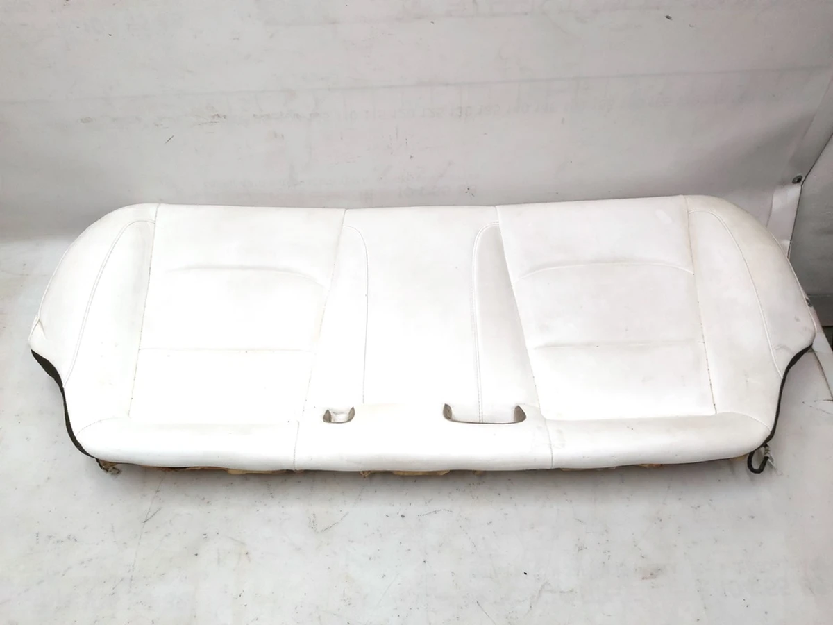 14 Диван второго ряда сидений (с подогревом) PUR WHITE Tesla model 3 7654336-02-C