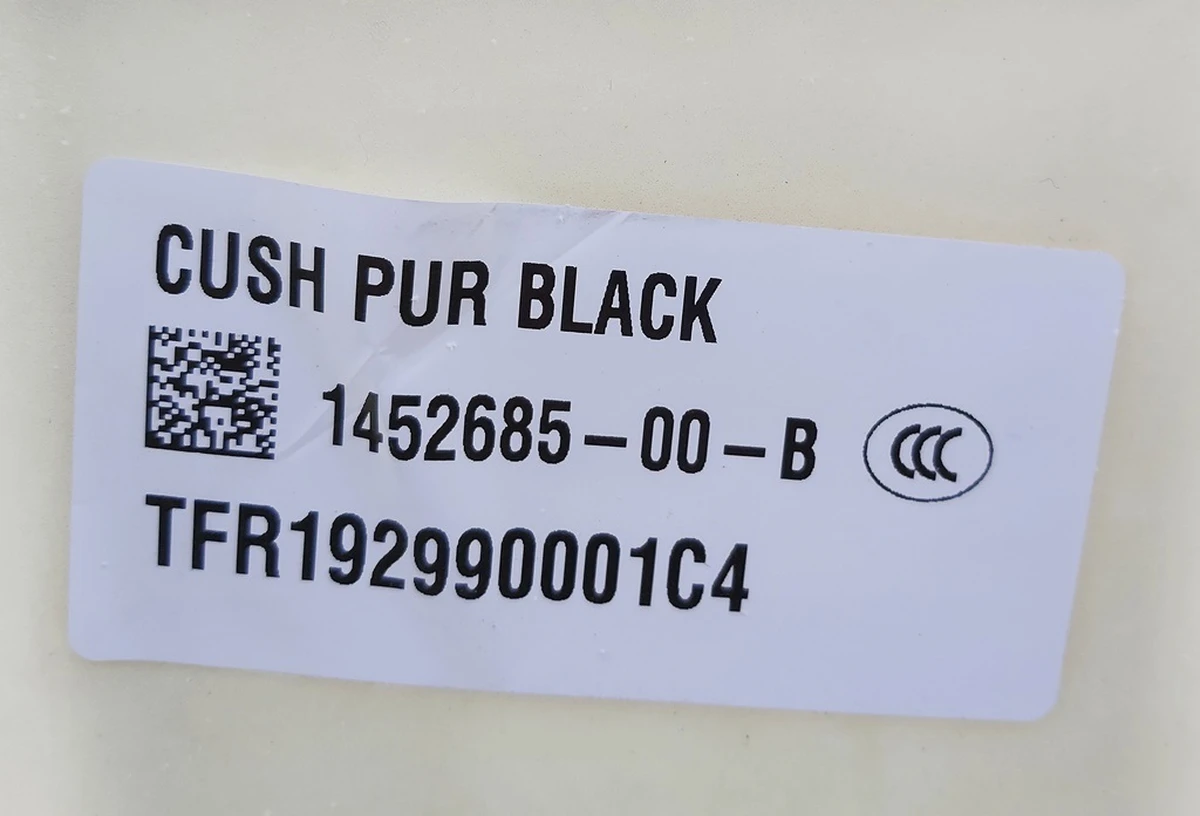 14 Диван другого ряду сидінь (з підігрівом) PUR BLK Tesla model 3 1452685-C3-C