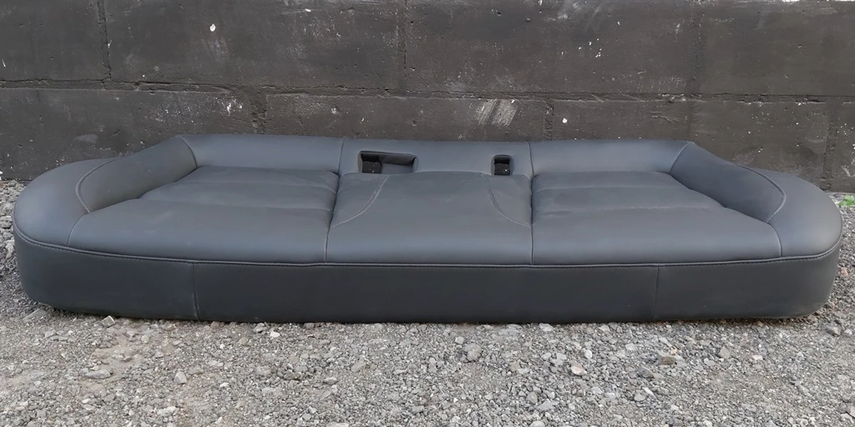 14 Диван другого ряду сидінь (з підігрівом) PUR BLK Tesla model 3 1452685-C3-C