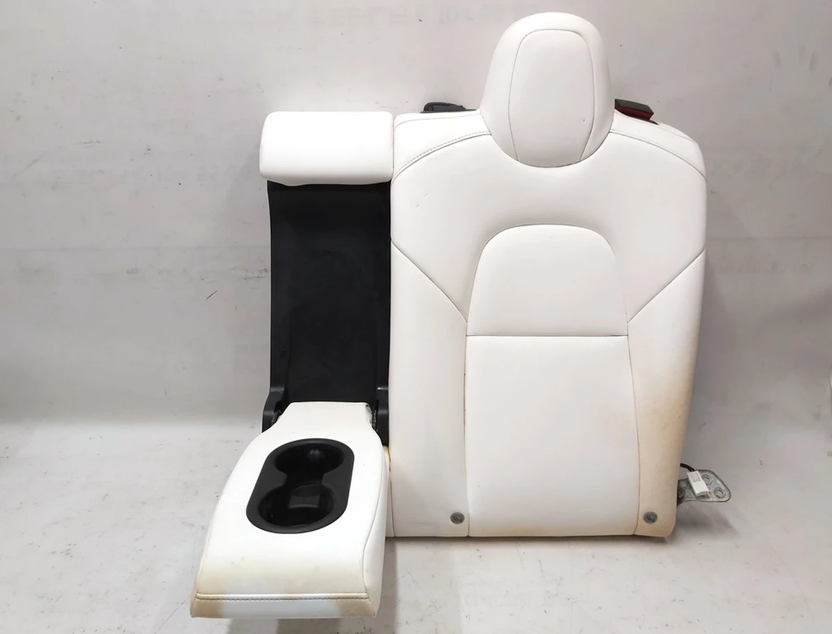 1 Спинка сиденья 2-го ряда двойная WHITE в сборе с центральным подголовником и подлокотником Tesla model 3 1455035-00-A