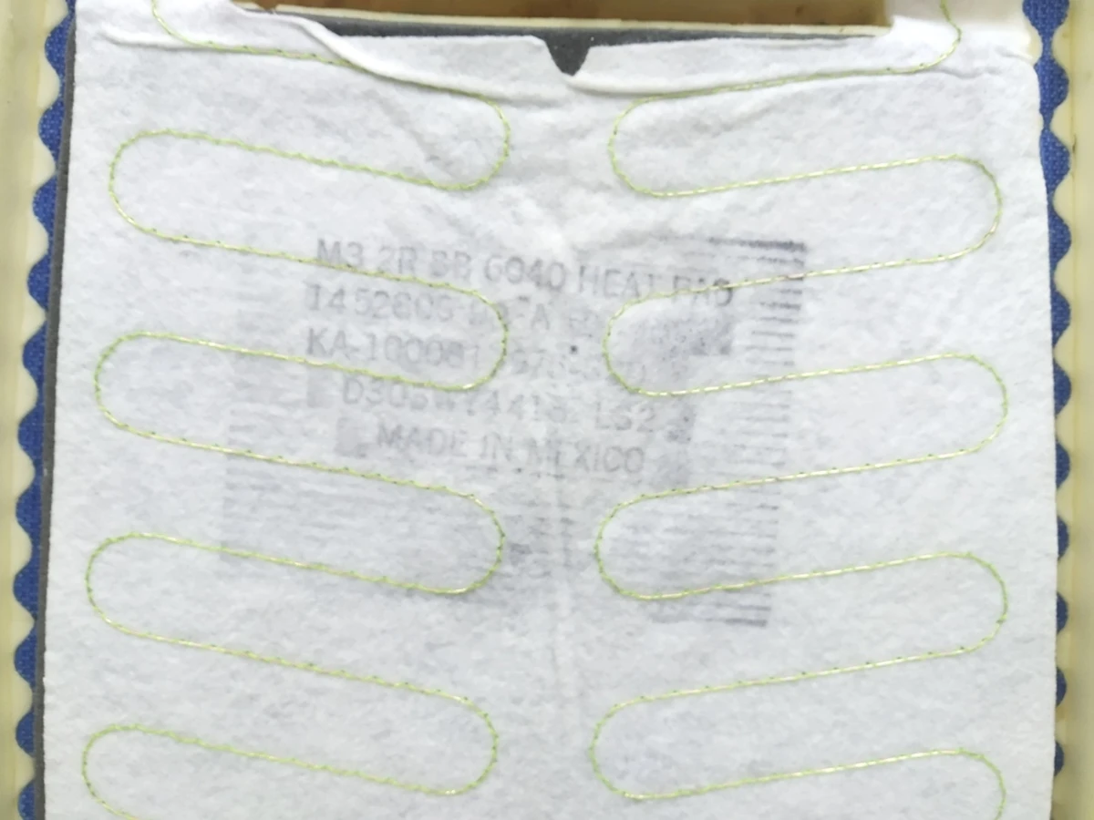 3 Пінний наповнювач спинки сидіння 2-го ряду лівий у зборі з підігрівом Tesla model 3 1452693-00-C