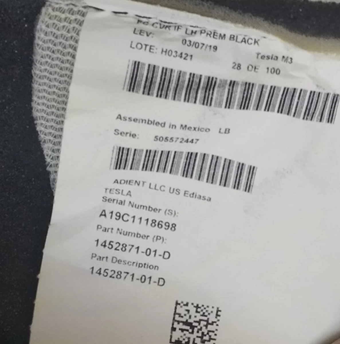 8 First row seat cushion trim assembly - left hand drive - left hand - PREM PUR BLACK Tesla Model 3, Model Y 1452871-01-F