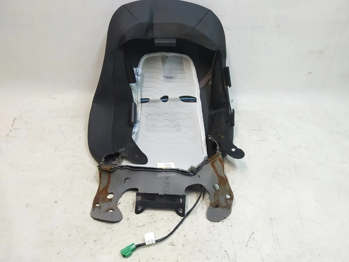 3 Обшивка спинки сидіння водія з підігрівом PREMIUM PUR BLACK Tesla Model 3, Model Y 1452890-91-J