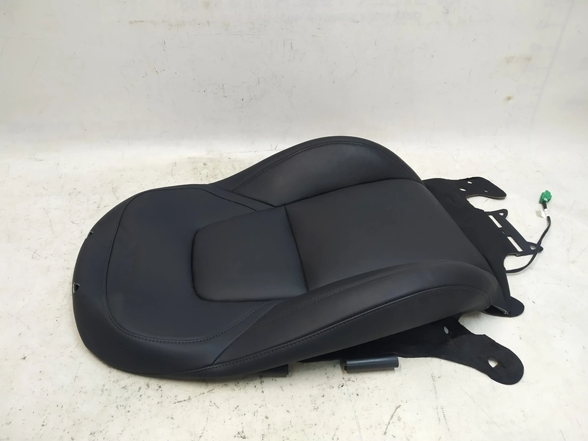 3 Обшивка спинки сидіння водія з підігрівом PREMIUM PUR BLACK Tesla Model 3, Model Y 1452890-91-J