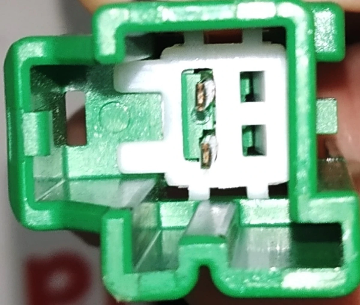 3 Обшивка спинки водійського сидіння з підігрівом PREM PUR BLACK (з пошкодженням) Tesla Model 3, Model Y 1452890-91-J