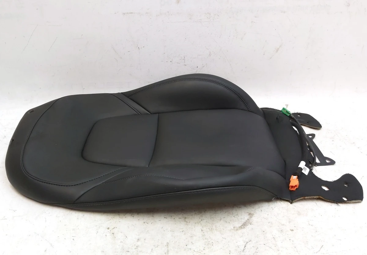14 1ST ROW SEATBACK TRIM ASSEMBLY - RIGHT HAND - PUR BLK Tesla model 3, model Y 1920673-01-A