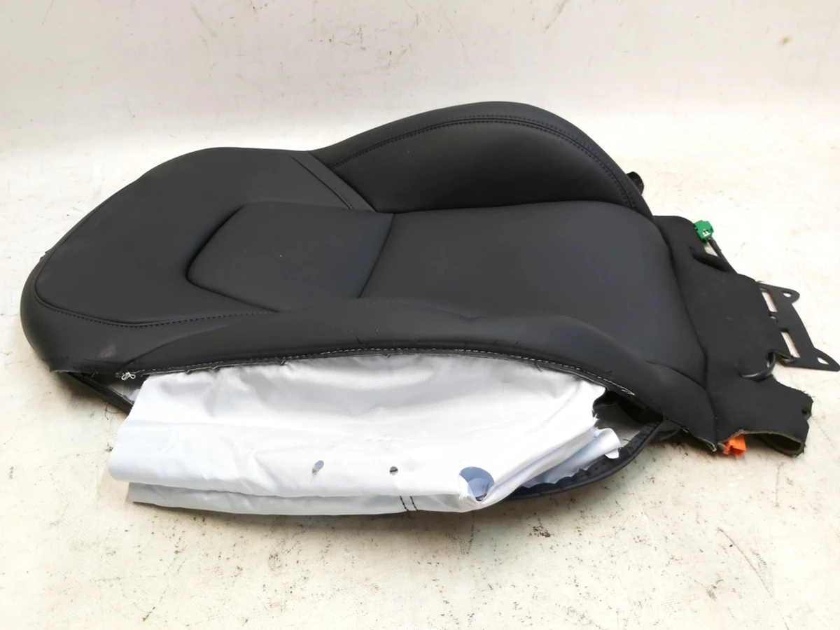 3 M3 1R RH SB TRIM ASY NA PUR BLK under restoration Tesla model 3, model Y 1452890-21-D