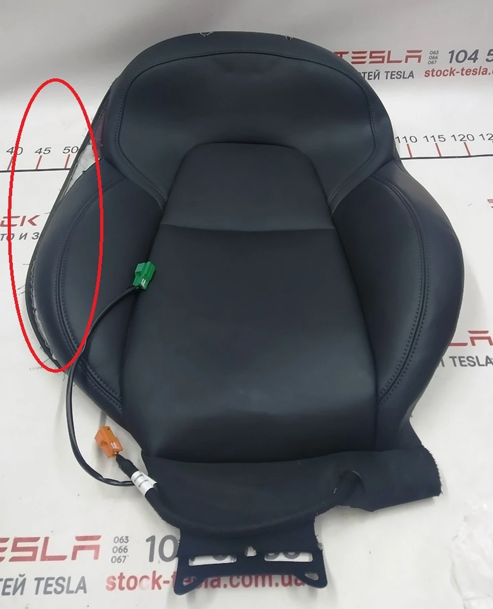 14 1st row seatback trim assembly - right hand - black (damaged) PREM PUR BLACK (повреждение) Tesla Model 3, Model Y 1920673-01-A