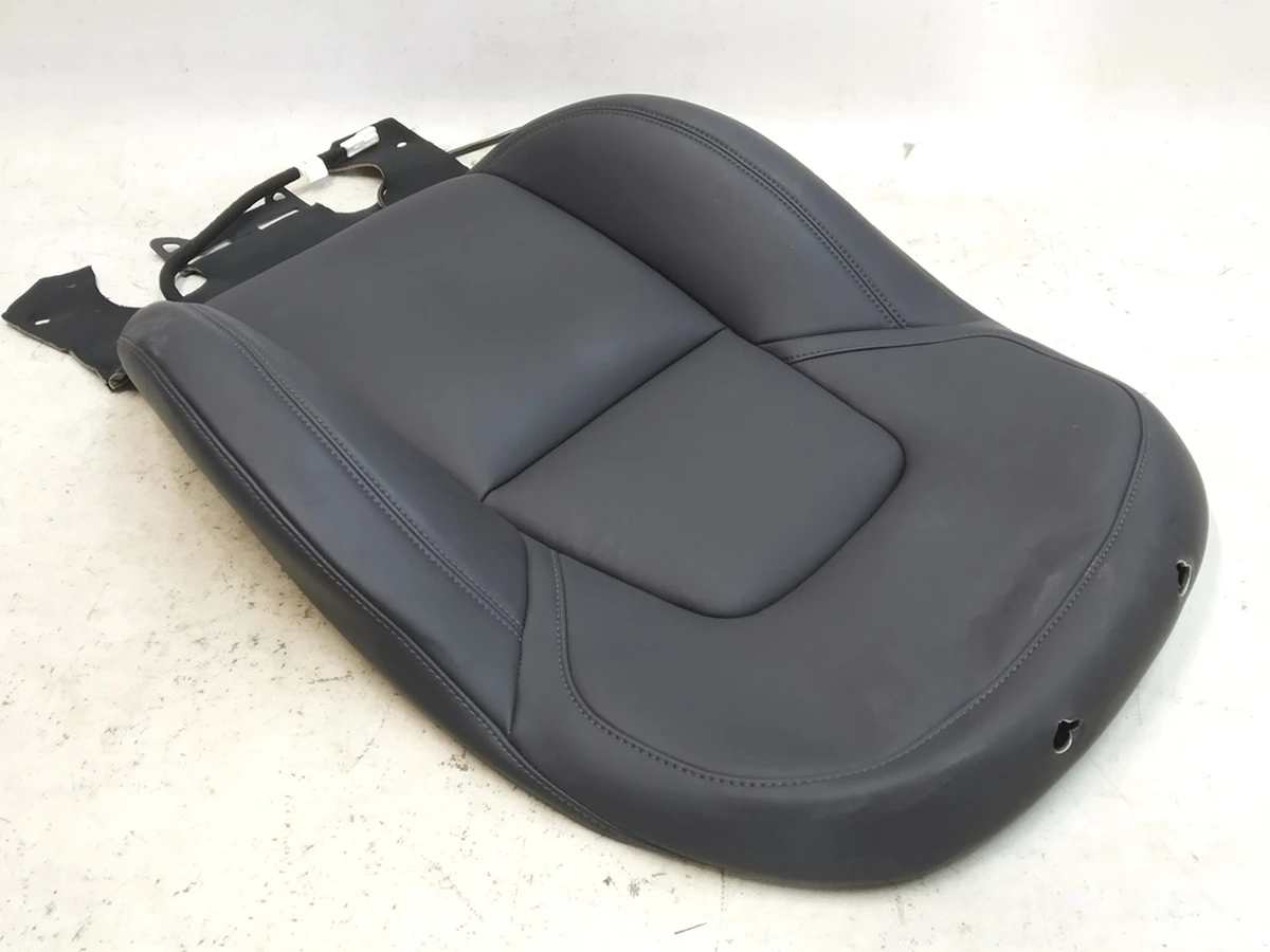 14 1ST ROW SEATBACK TRIM ASSEMBLY - RIGHT HAND - PREM BLACK Tesla model 3 1920673-01-A