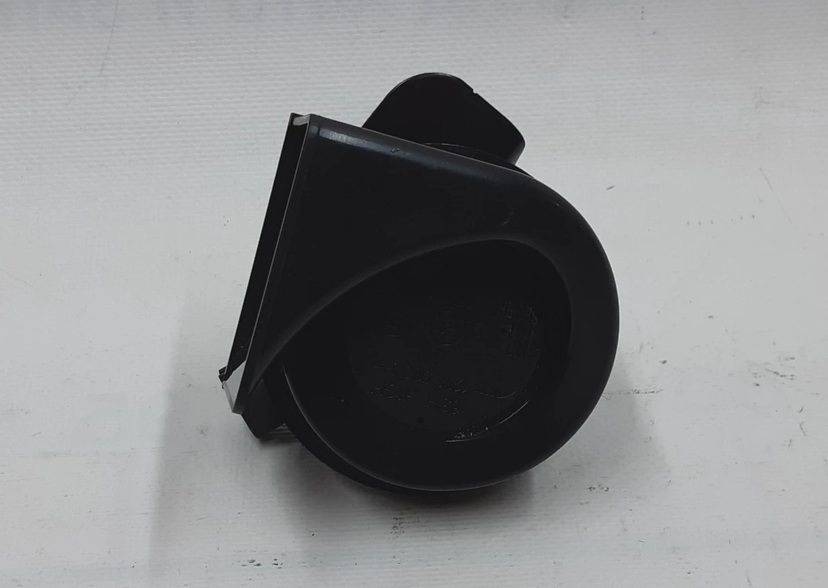 1 Клаксон (сигнал) (високий тон) у зборі з кріпленням Tesla model 3 1109660-00-A