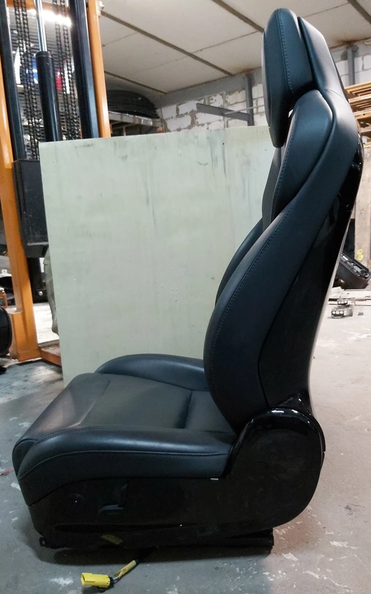 1 Сидіння водійське PUR BLK GEN3 gloss (без подушки безпеки, датчика присутності та блоку керування) Tesla model S REST, model X 9876527-02-A