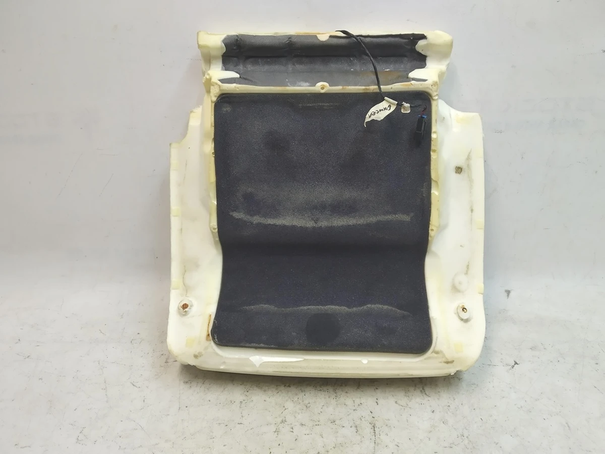 Пінний наповнювач нижньої частини пасажирського сидіння GEN3 з підігрівом (окислення) Tesla model S REST, model X 1454068-00-A