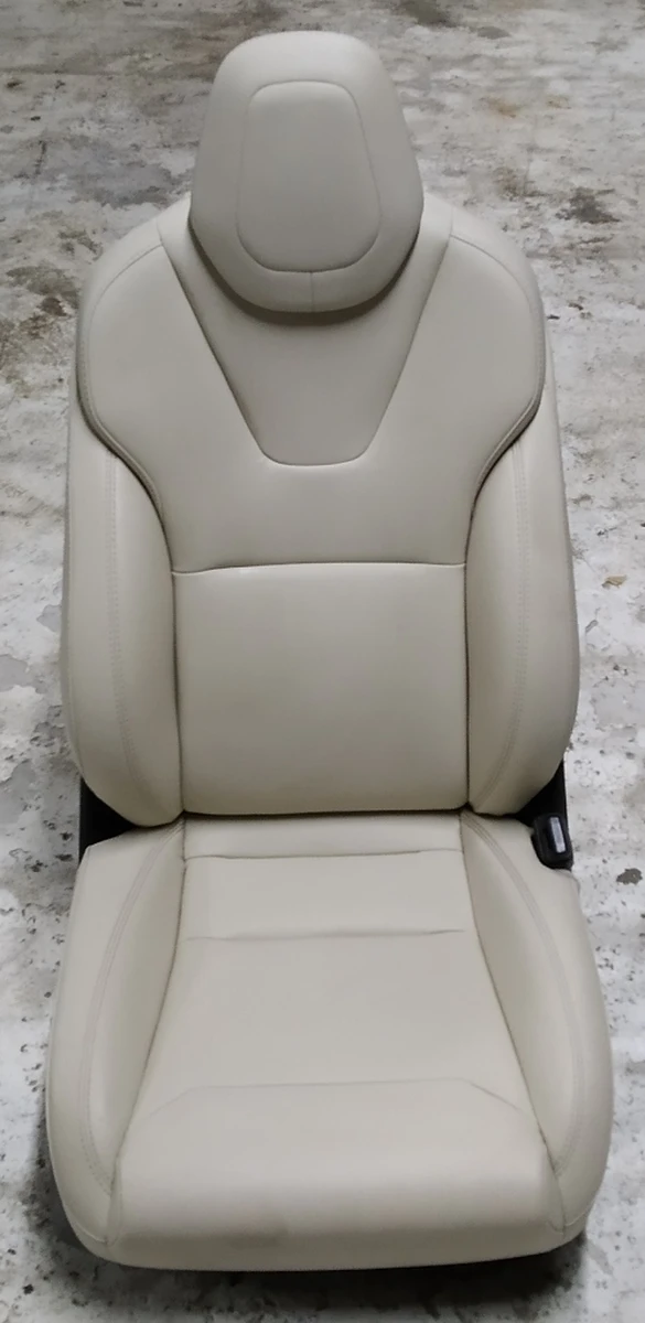 2 Сиденье пассажирское в сборе PUR CRM (с повреждением) Tesla model X 9876524-03-A