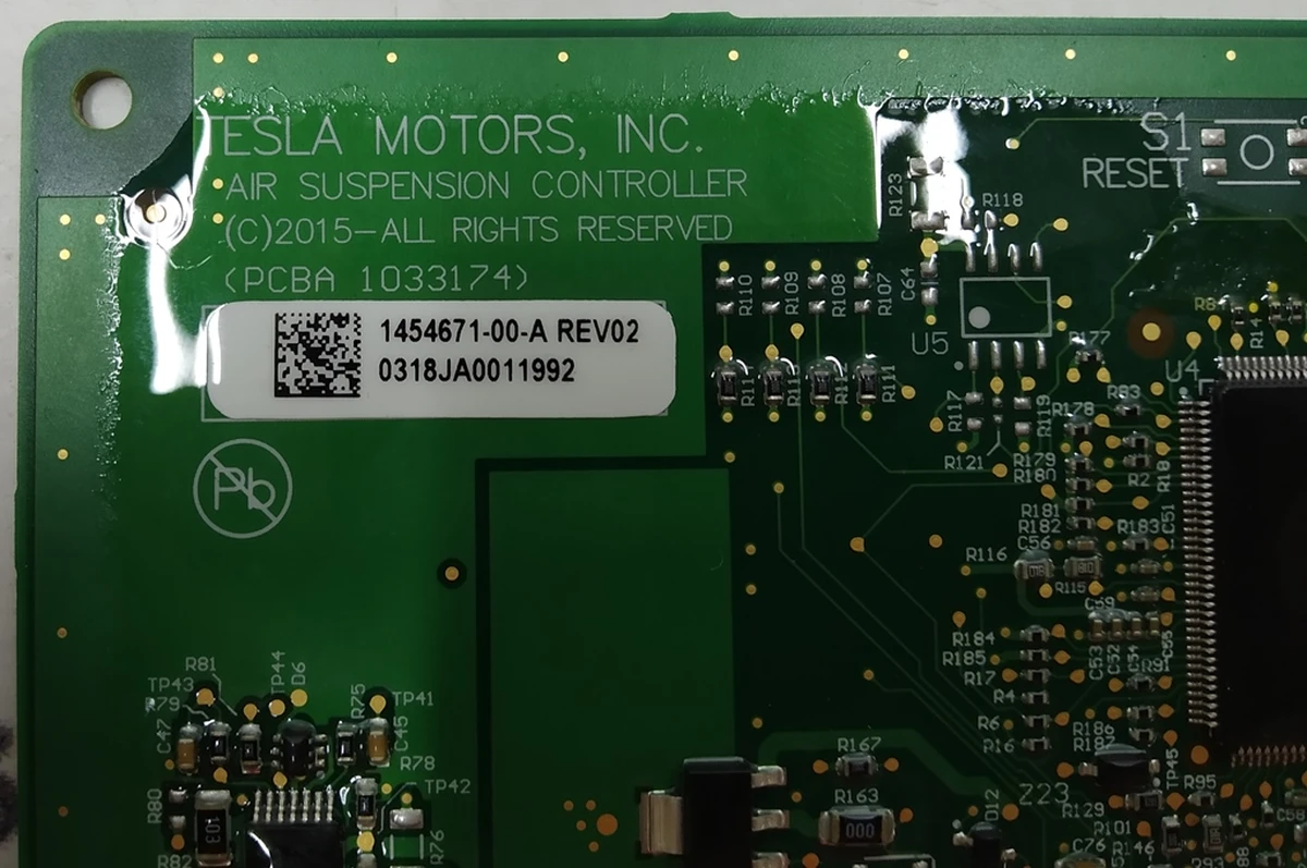 14 Плата блоку керування пневмопідвіски REV02 Tesla model X 1454671-00-A