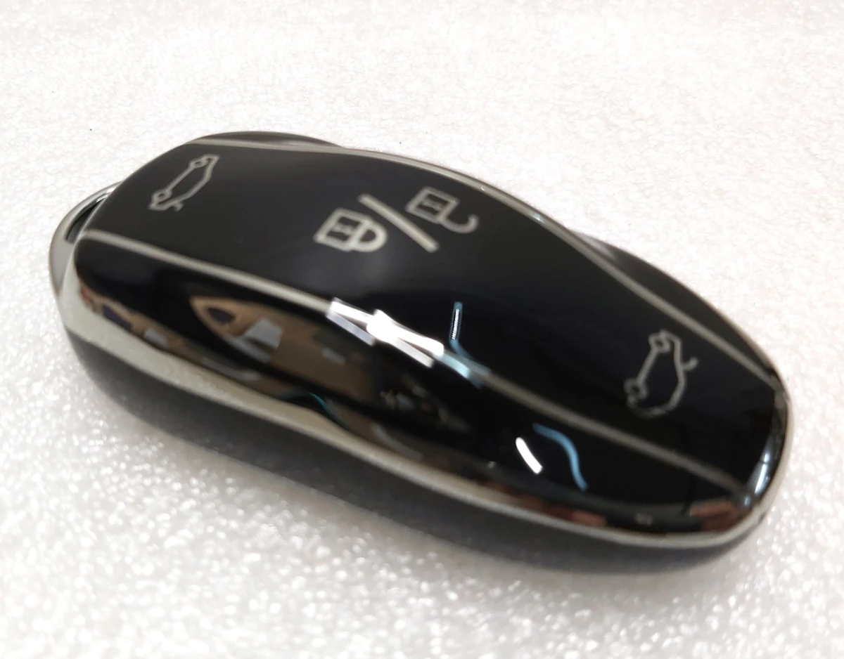 1 Чехол защитный для ключа (брелка) открытия автомобиля BS Tesla all models (кроме Model X, Model X Mar 2021) 1819445-00-B