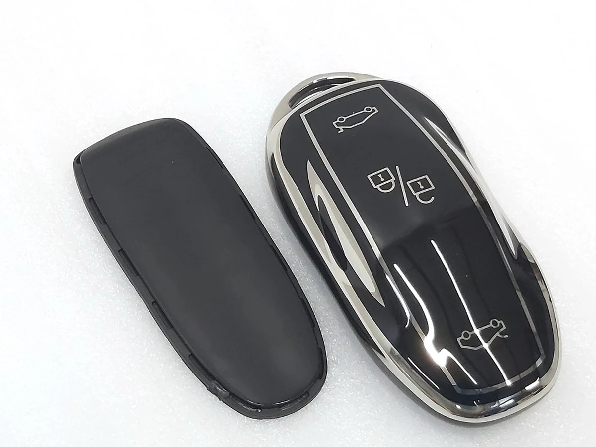 1 Чехол защитный для ключа (брелка) открытия автомобиля SILVER BLACK Tesla all models (кроме Model X, Model X Mar 2021) 1819445-00-B