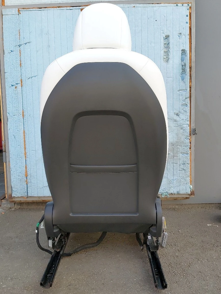 1 Сиденье водительское в сборе (с подогревом) PUR WHITE Tesla model 3 7654322-02-C