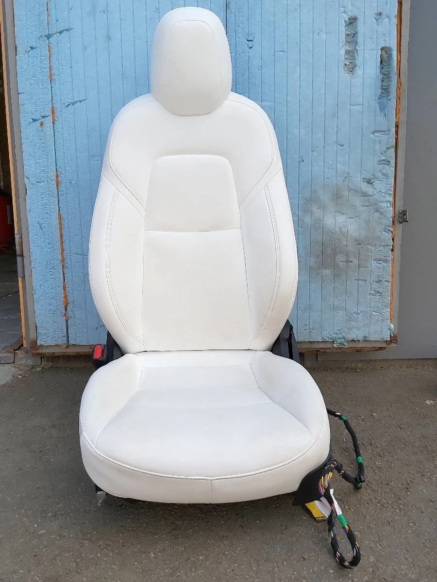 1 Сидіння водійське в зборі (з підігрівом) PUR WHITE Tesla model 3 7654322-02-C