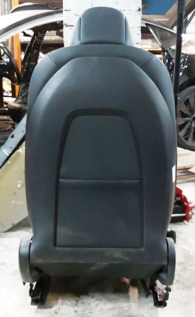 1 Сиденье водительское PREM PUR BLK без преднатяжителя ремня безопасности с повреждением Tesla model 3 7654322-01-B