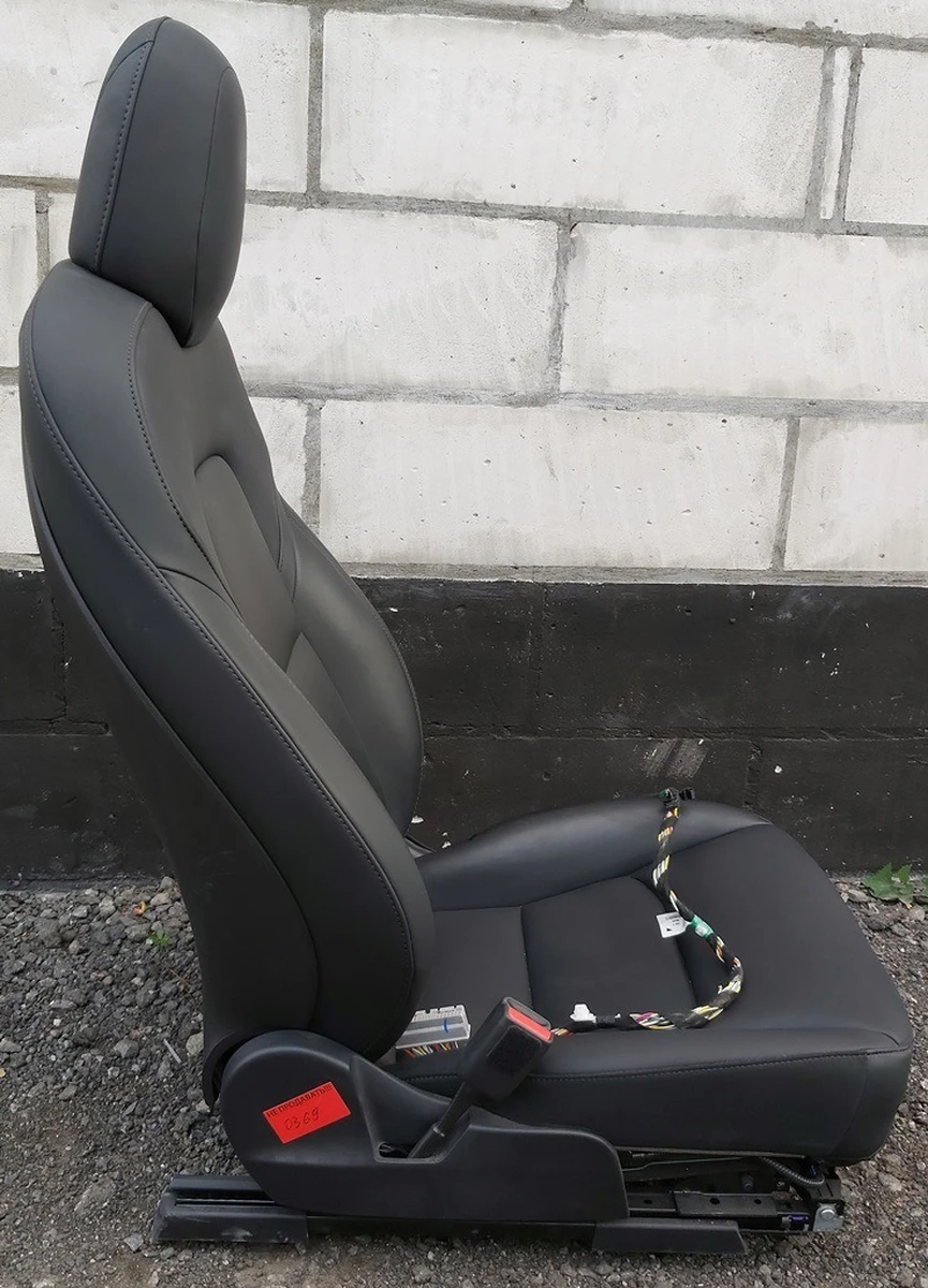 1 Сидіння водійське PREM PUR BLK без попереднього натяжителя ременя безпеки, блоку регулювання Tesla model 3 7654322-01-B