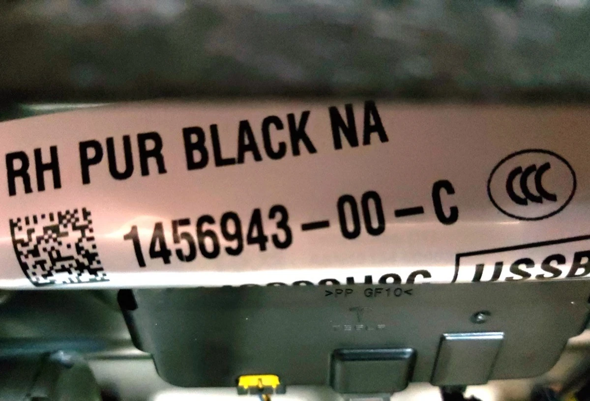 2 Passenger seat (heated) PREM PUR BLK without adjustment button, block, cushion, sensor Tesla model 3 7654324-01-C