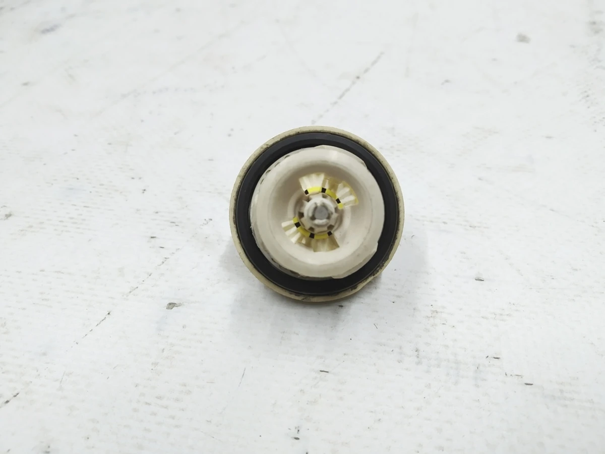 High voltage battery drain valve assembly Tesla model 3 1462186-00-C