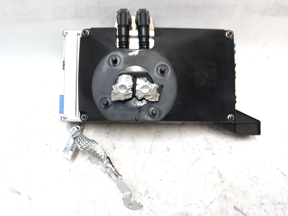 1 CAR,COMPUTER,MCU,ADAS,ASSY, HW2.5-PROVISIONED FSD REV01 Tesla model 3 1462554-S0-L