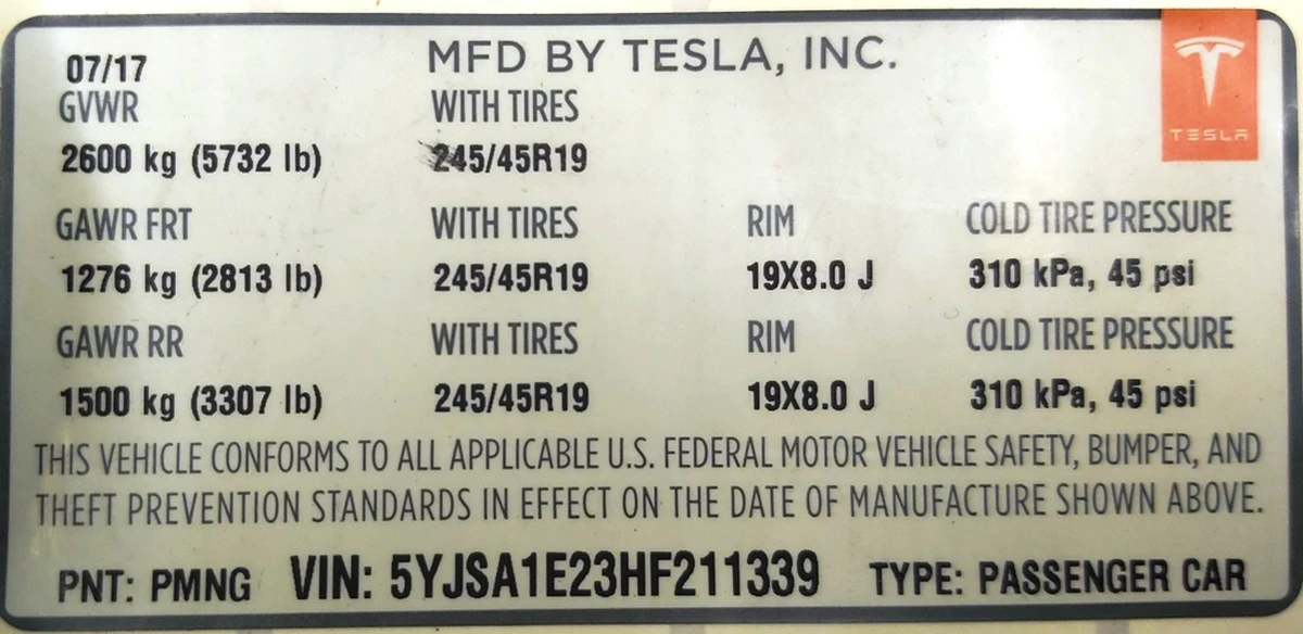 4 Этикетка (лейба, наклейка) основная c производственной информацией Tesla model S REST 75 D 1462927-00-C