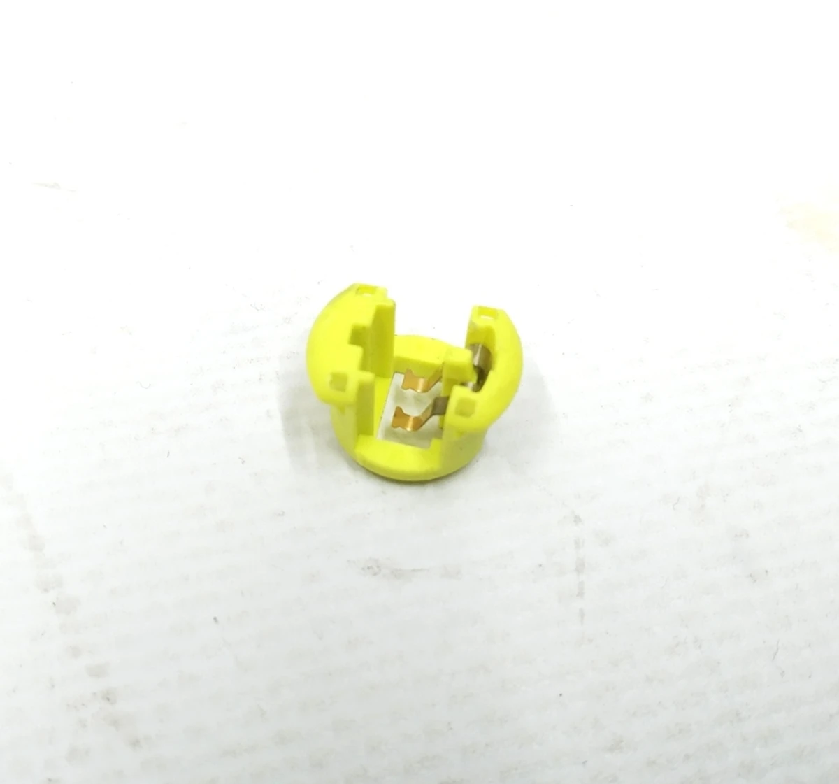 6 Passenger Airbag Wiring Connector Contact (Dashboard) Tesla model S 1463361-00-B