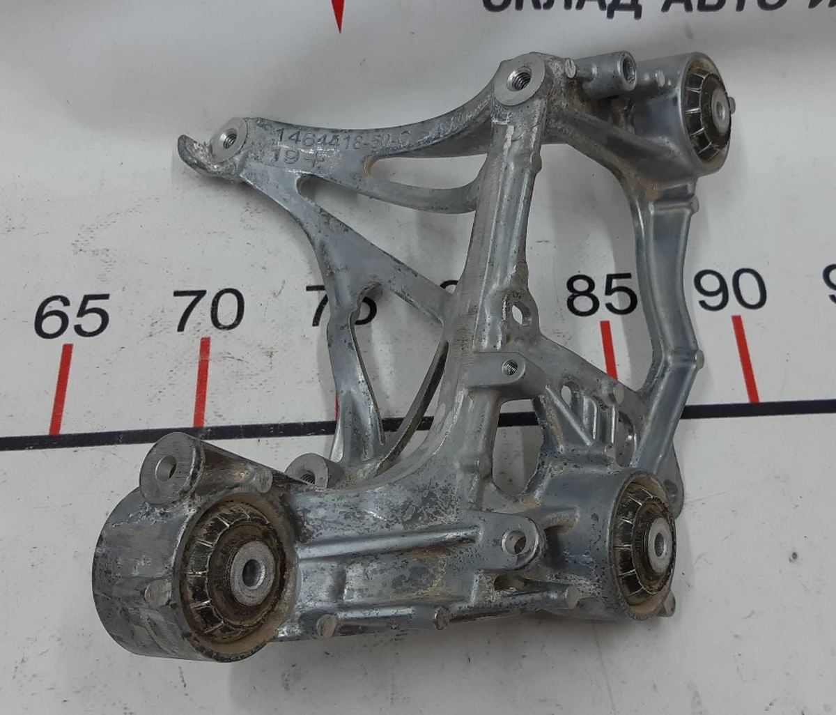 Кронштейн компресора кондиціонера AWD Tesla model X, S REST 1464418-50-C