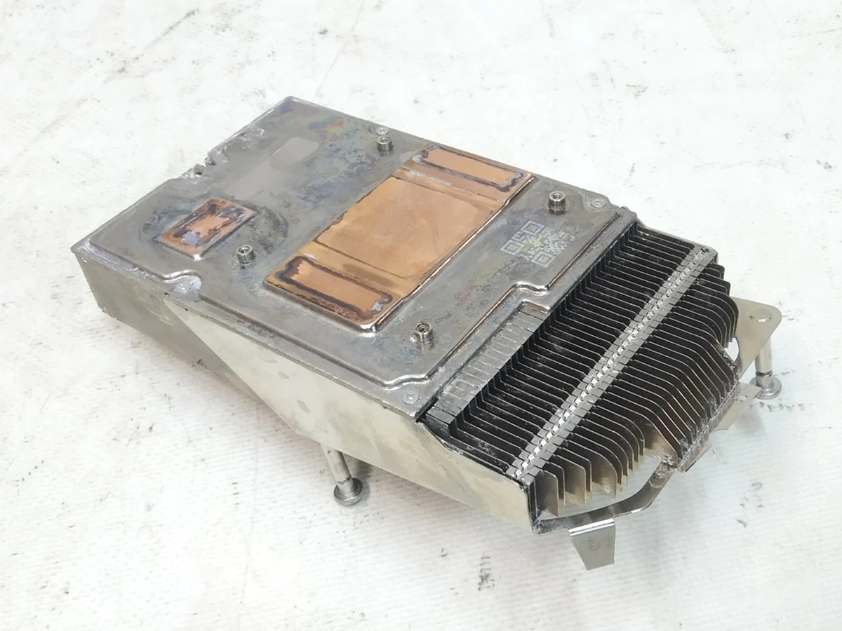 4 Радиатор вентилятора охлаждения модуля автопилота (повреждение) 3.0 Tesla Model X 1655000-70-I, 1469403