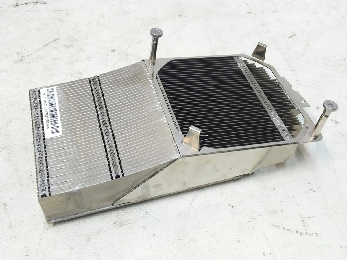4 Радиатор вентилятора охлаждения модуля автопилота (повреждение) 3.0 Tesla Model X 1655000-70-I, 1469403