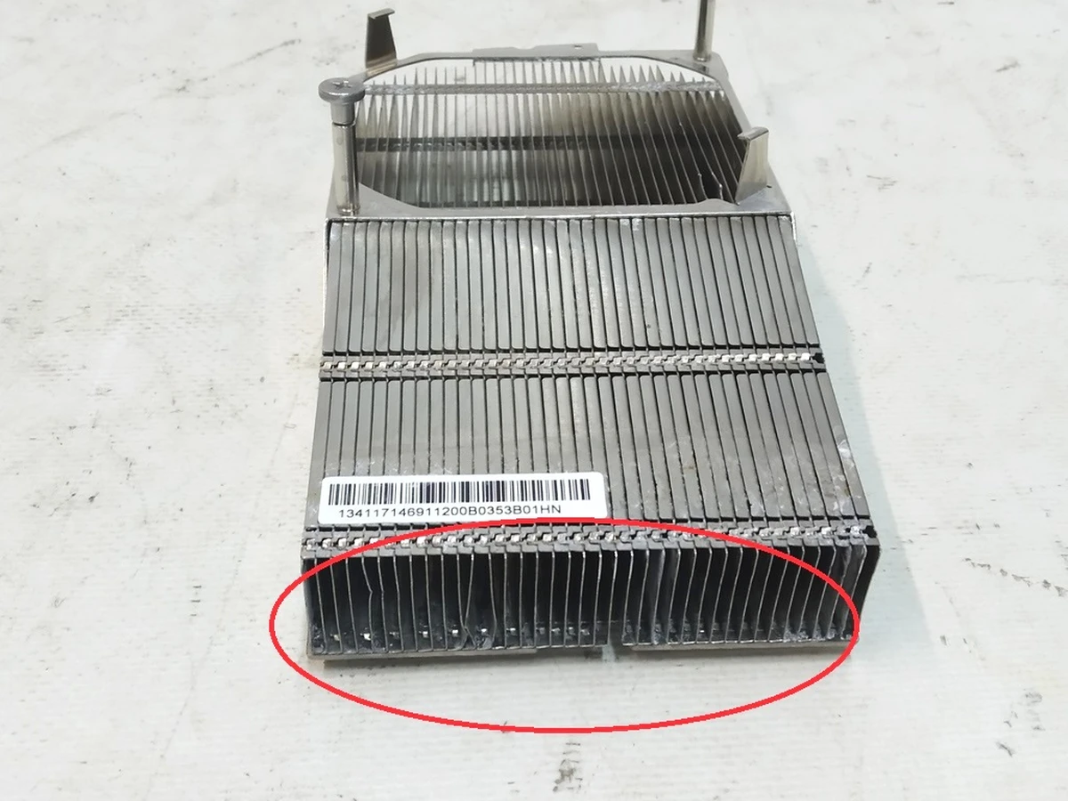 4 Радиатор вентилятора охлаждения модуля автопилота (повреждение) 3.0 Tesla Model X 1655000-70-I, 1469403