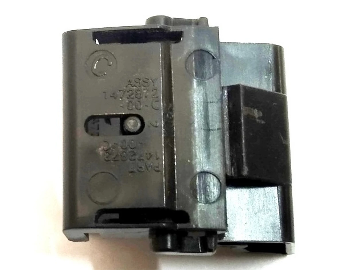 5 FRUNK-FENDER CLIP, ASY REST Tesla model 3, model Y 1472872-00-C