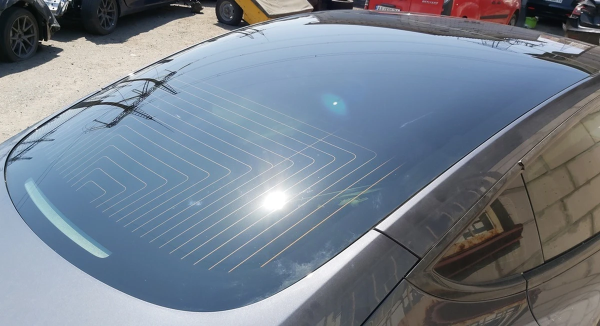 3 Скло панорами заднє з підігрівом Tesla model 3 1472925-00-A