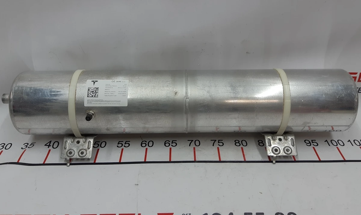 1 Балон пневмопідвіски (ресивер) у зборі Tesla model X 1474379-00-A